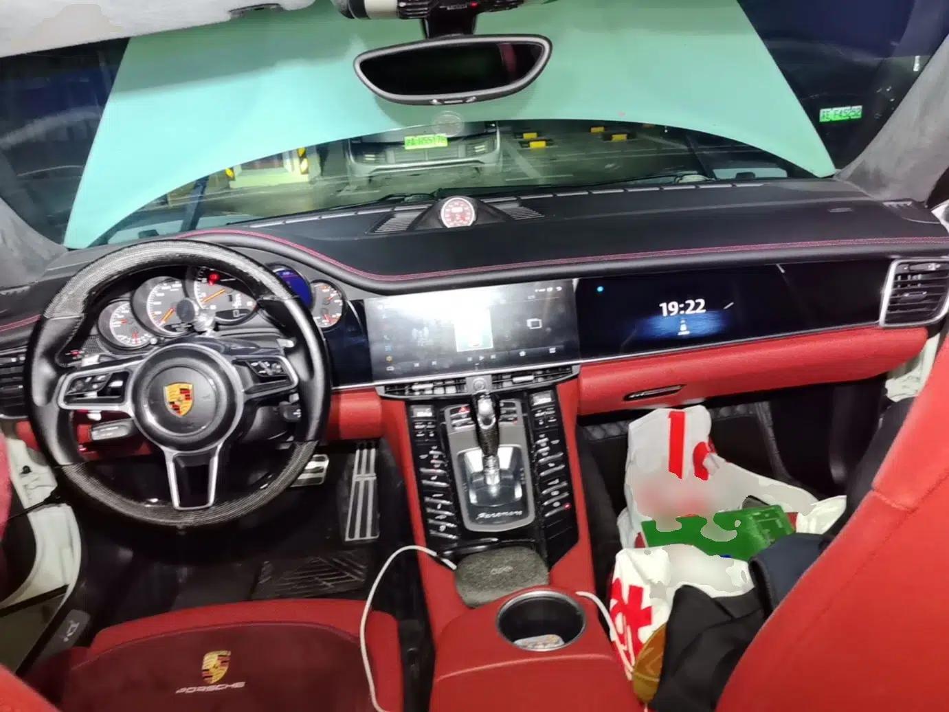 Porsche Panamera 2013 Panamera 4 Platinum Edition 3.6L — миниатюра 10