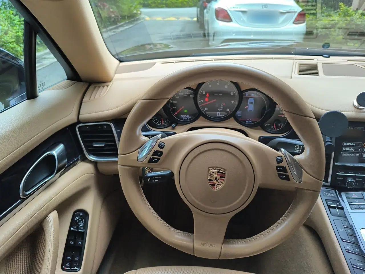 Porsche Panamera 2010 Panamera 3.6L — миниатюра 11