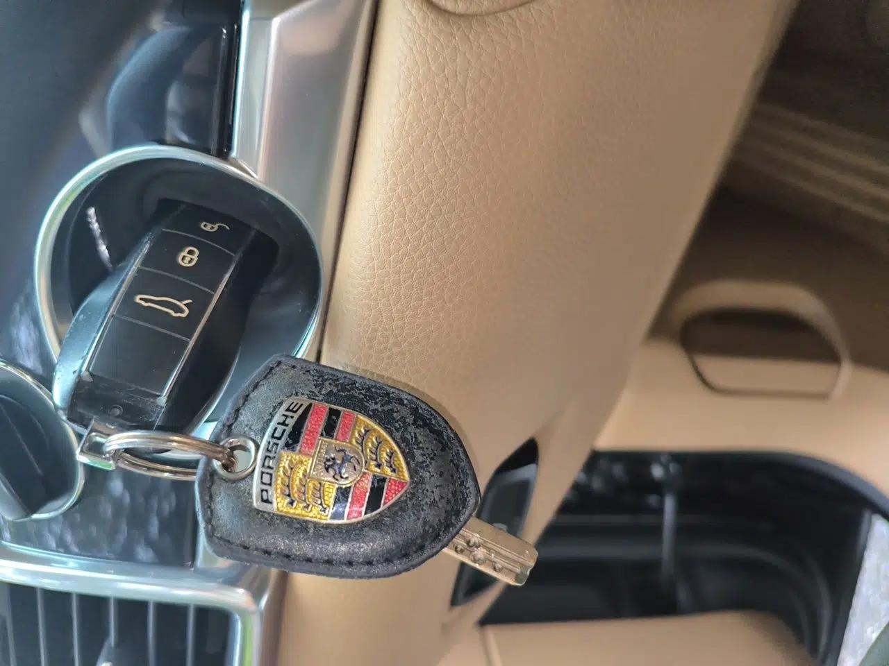 Porsche Panamera 2010 Panamera 3.6L — миниатюра 9