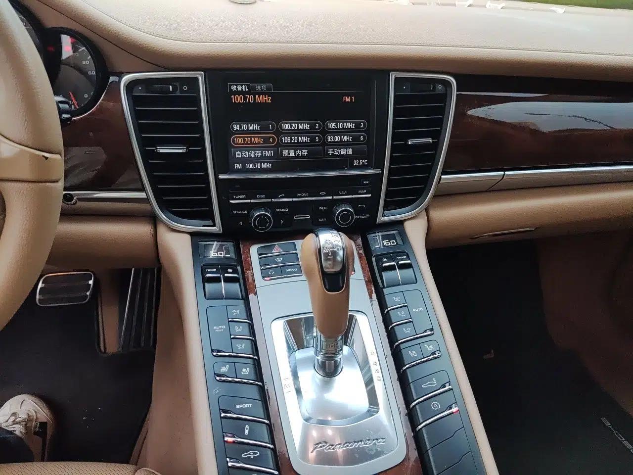 Porsche Panamera 2010 Panamera 3.6L — миниатюра 14