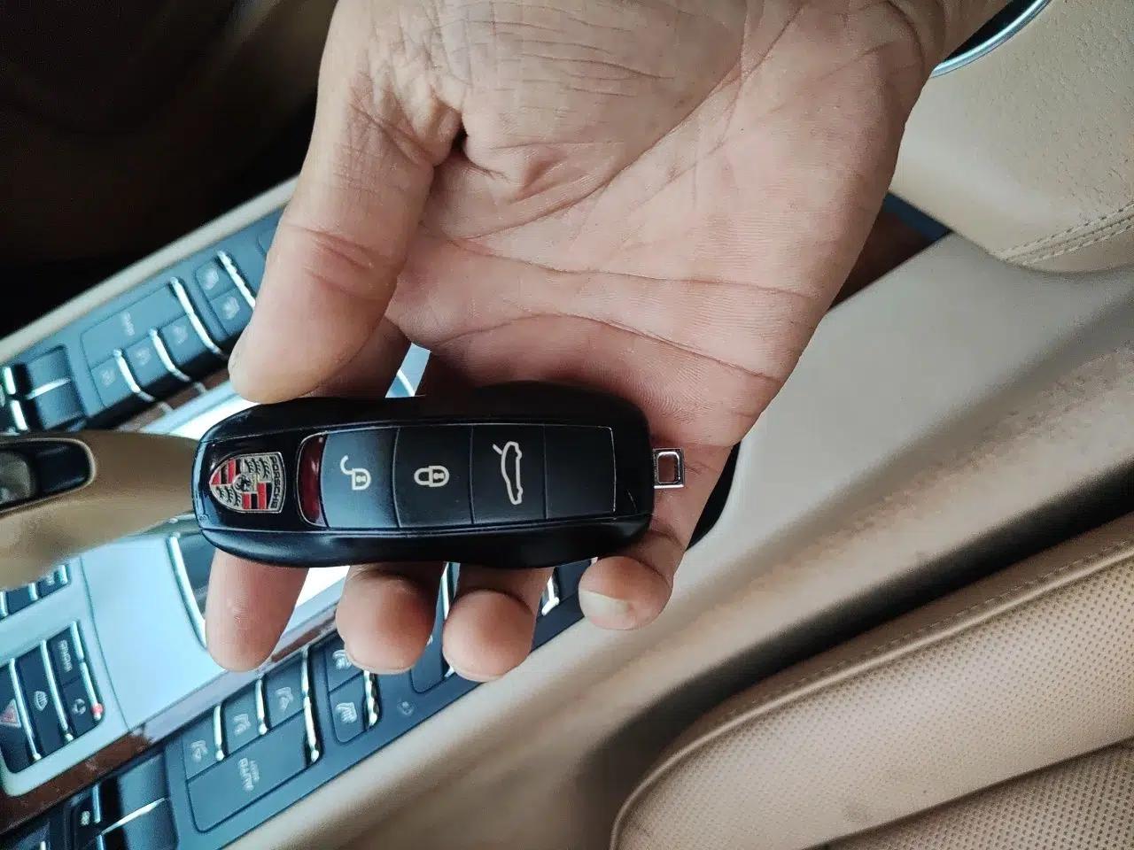 Porsche Panamera 2010 Panamera 3.6L — миниатюра 9
