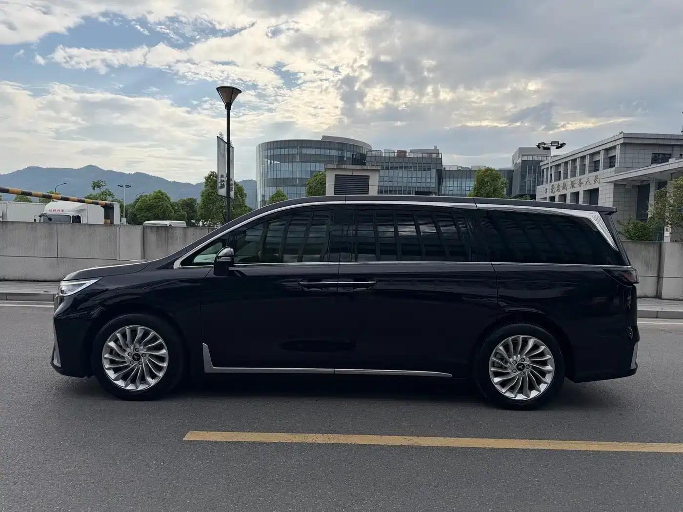 Voyah Dreamer 2022 Zero Carbon Edition with Smart Driving Package: 475km — миниатюра 4