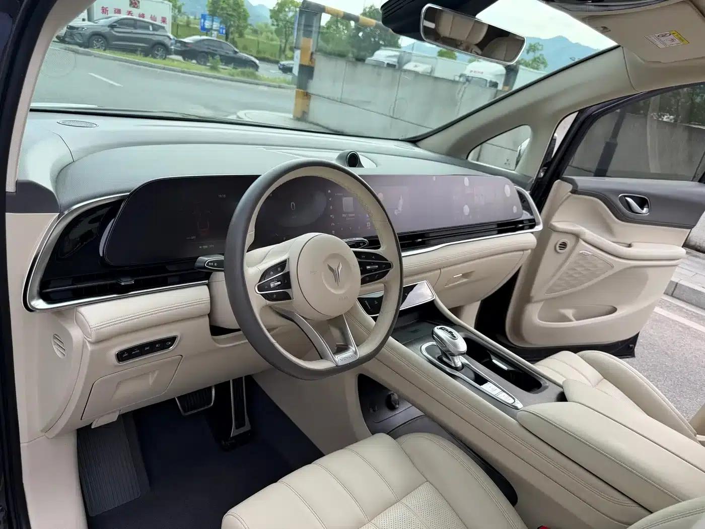 Voyah Dreamer 2022 Zero Carbon Edition with Smart Driving Package: 475km — миниатюра 10