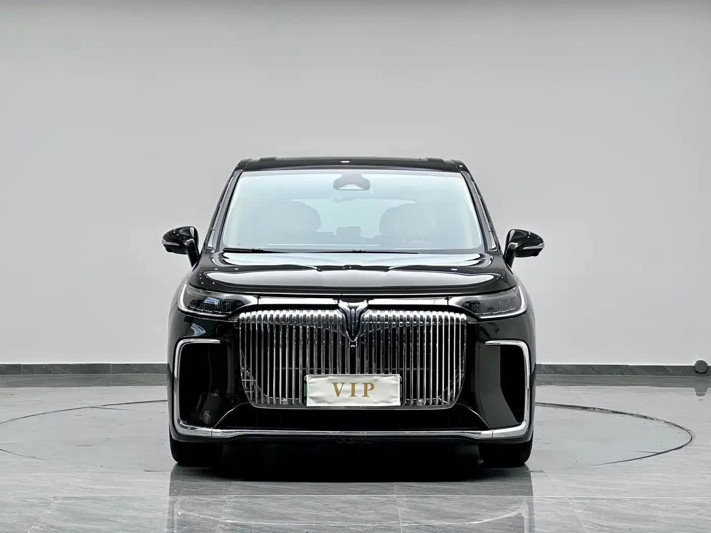 Voyah Dreamer 2025 PHEV AWD Flagship Kunpeng Edition — миниатюра 2