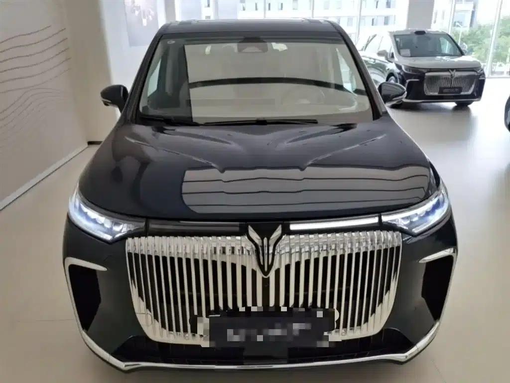 Voyah Dreamer 2025 PHEV AWD Flagship Kunpeng Edition — миниатюра 5