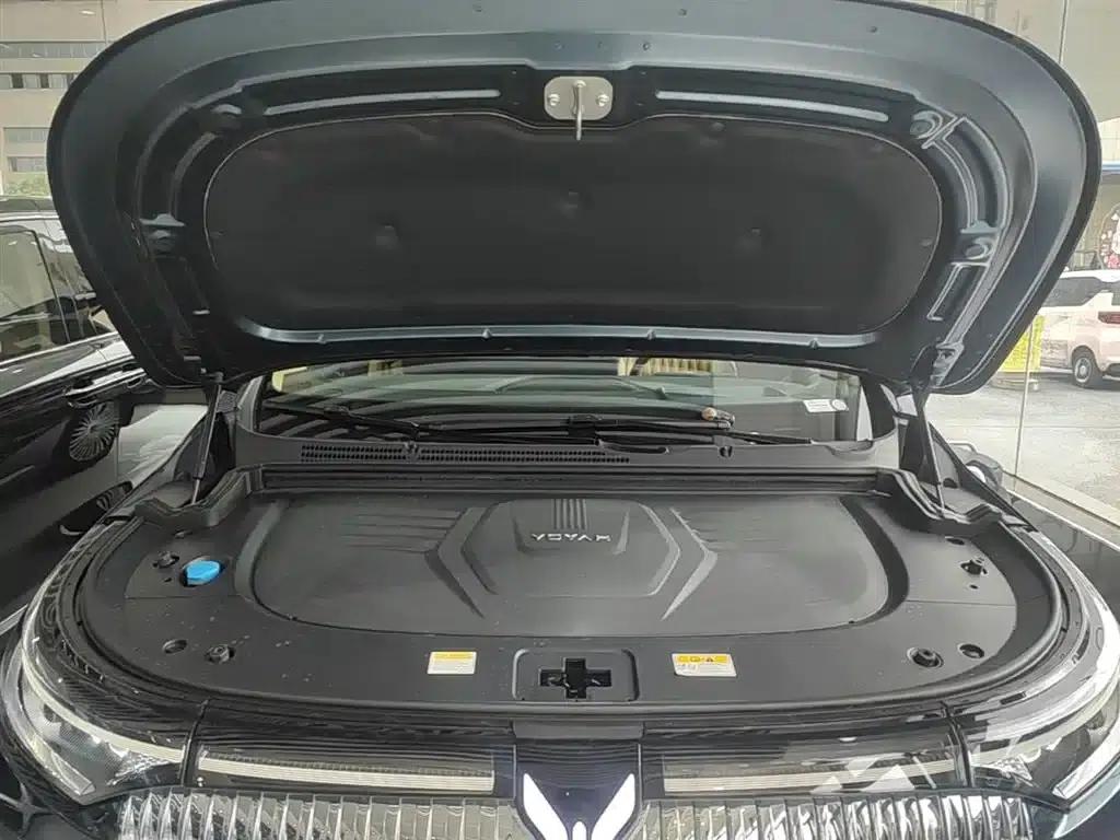 Voyah Dreamer 2025 PHEV AWD Flagship Kunpeng Edition — миниатюра 20