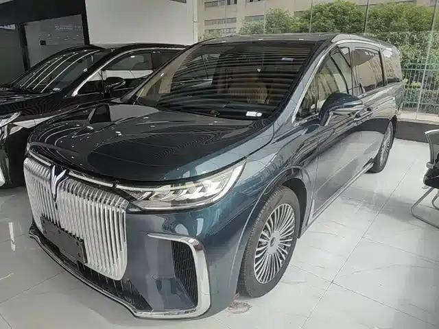 Voyah Dreamer 2025 PHEV AWD Flagship Kunpeng Edition