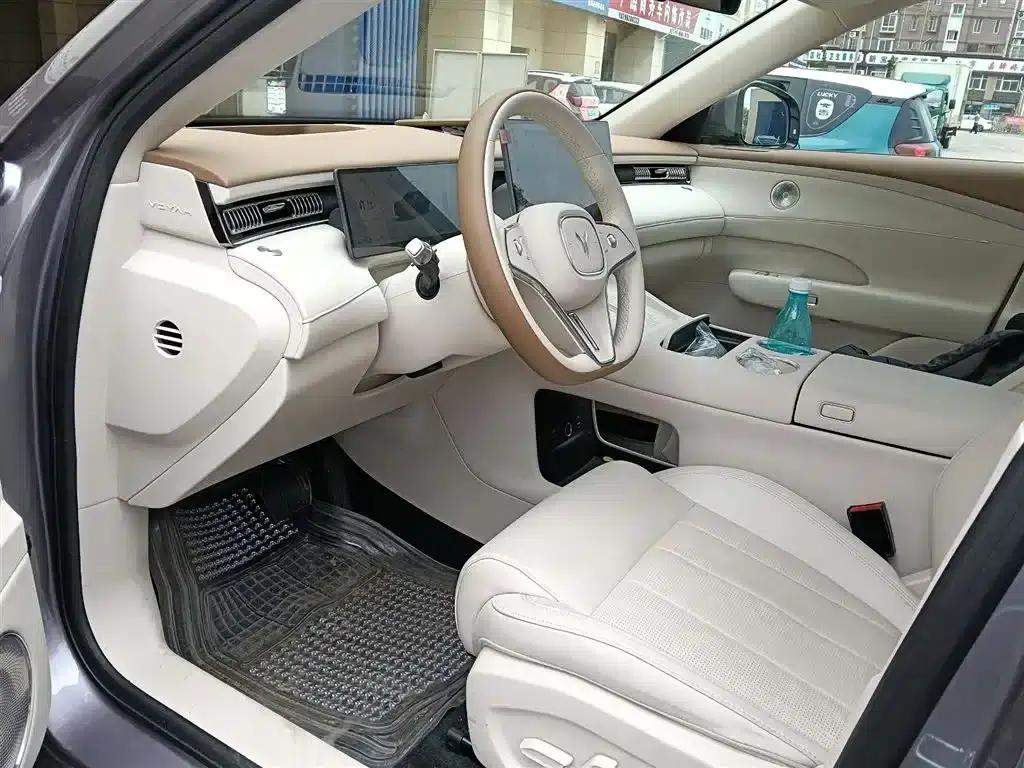 Voyah Free 2025 Free+ Rear-Wheel Drive Dry Kun Edition — миниатюра 8