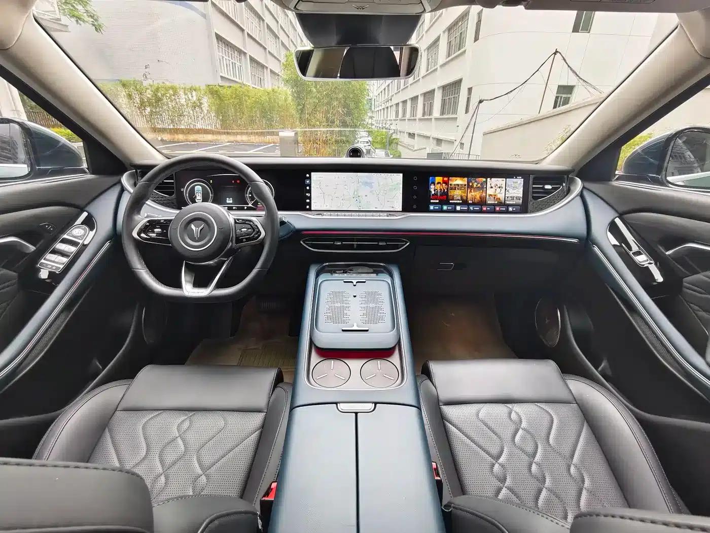 Voyah Free 2024 Model - Extended Range Intelligent Driving Edition — миниатюра 13