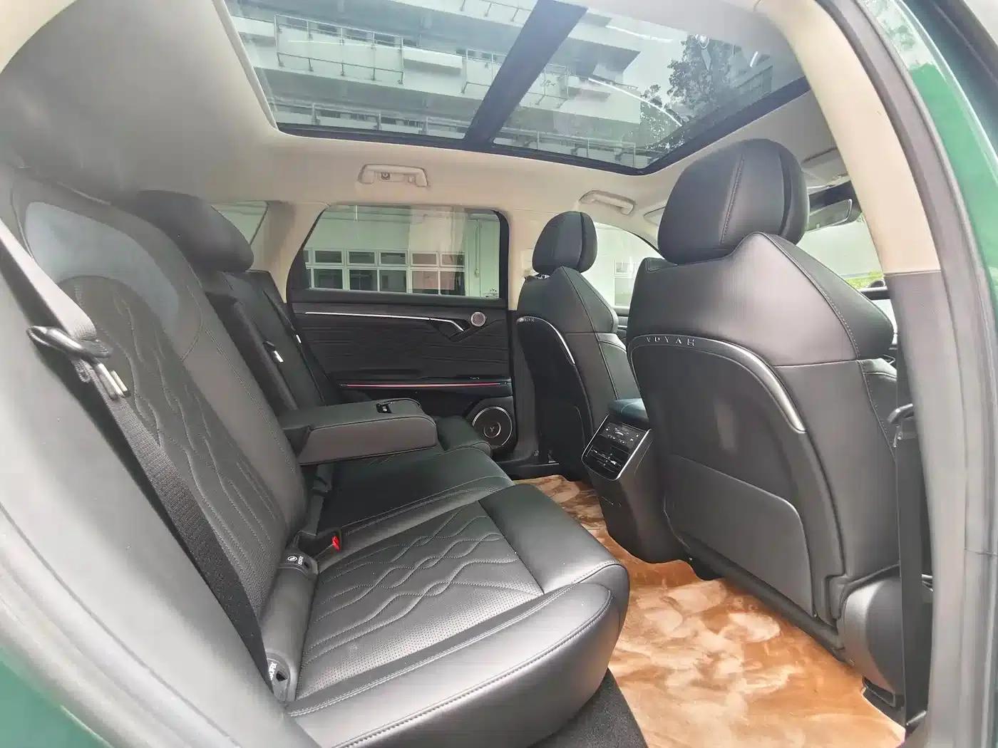 Voyah Free 2024 Model - Extended Range Intelligent Driving Edition — миниатюра 18