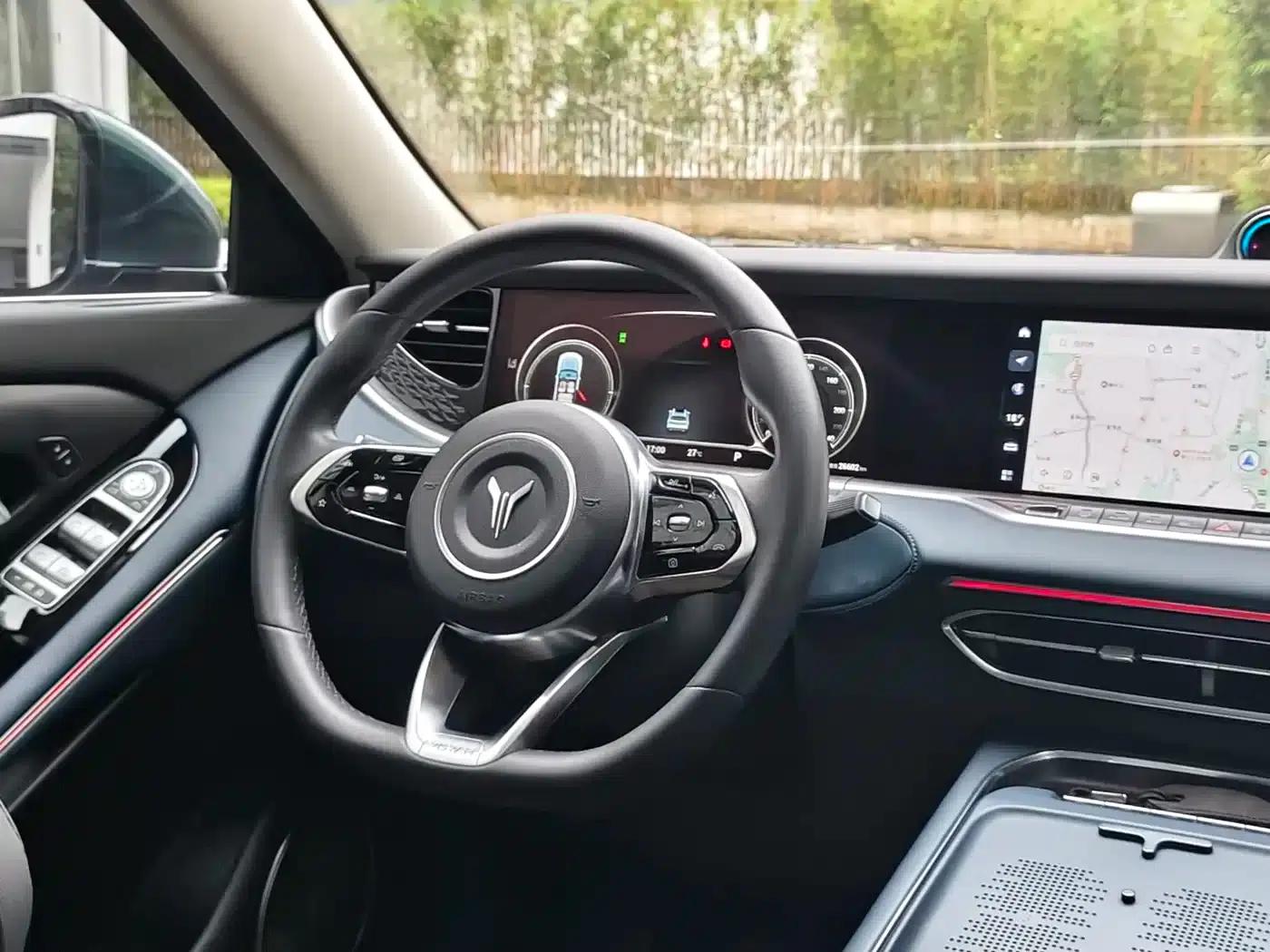 Voyah Free 2024 Model - Extended Range Intelligent Driving Edition — миниатюра 19