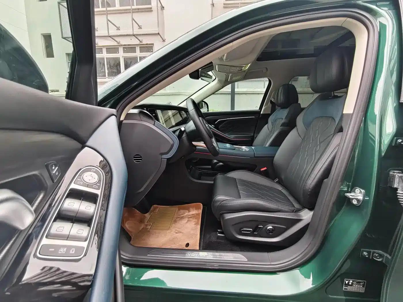 Voyah Free 2024 Model - Extended Range Intelligent Driving Edition — миниатюра 10