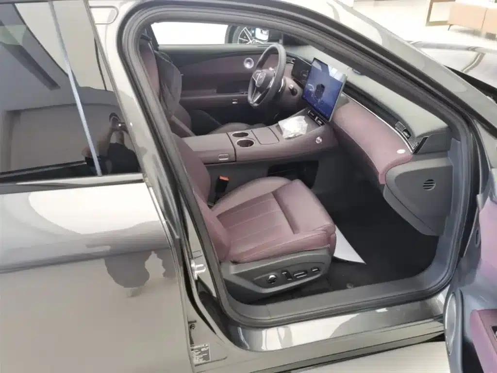 Voyah Free 2025 Free+ 4WD Qiankun Edition — миниатюра 11