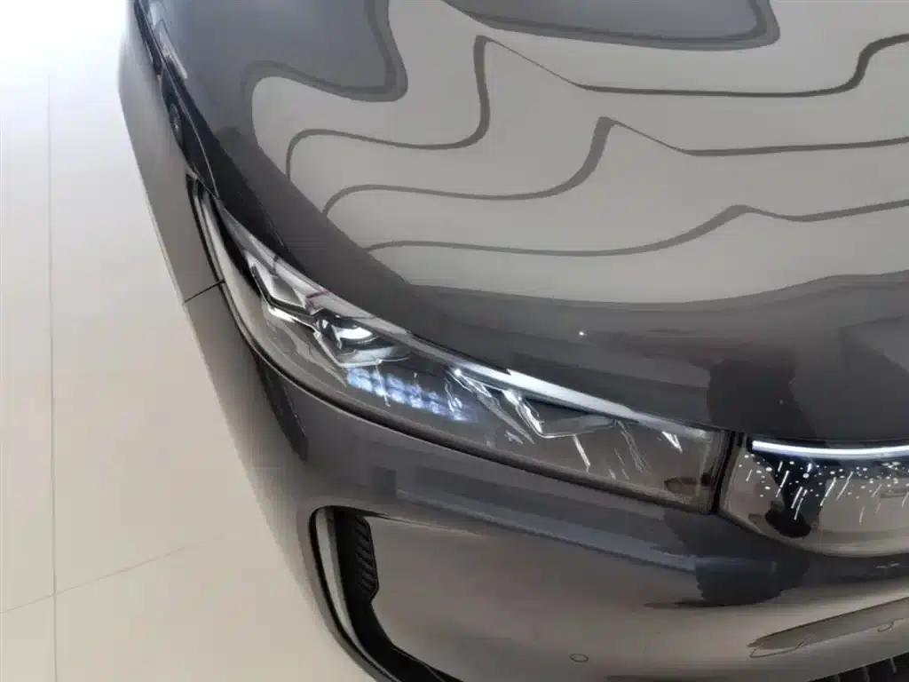 Voyah Free 2025 Free+ 4WD Qiankun Edition — миниатюра 13