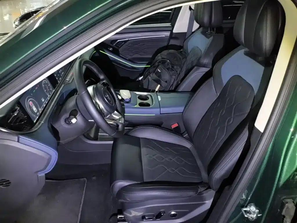 Voyah Free 2024 Model - Extended Range Intelligent Driving Edition — миниатюра 15
