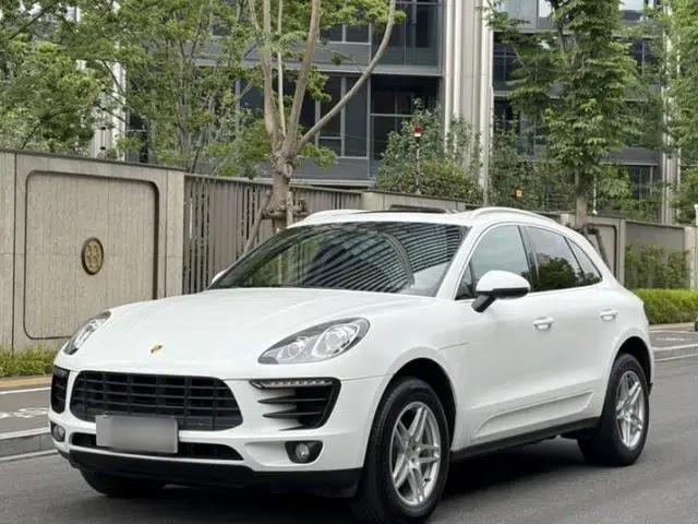 Porsche Macan 2016 Macan 2.0T