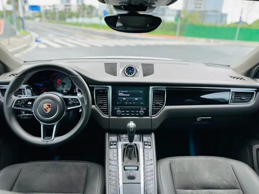 Porsche Macan 2017 Macan S 3.0T — миниатюра 13