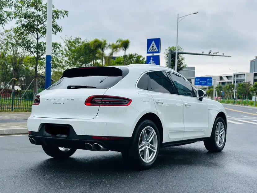 Porsche Macan 2017 Macan S 3.0T — миниатюра 7