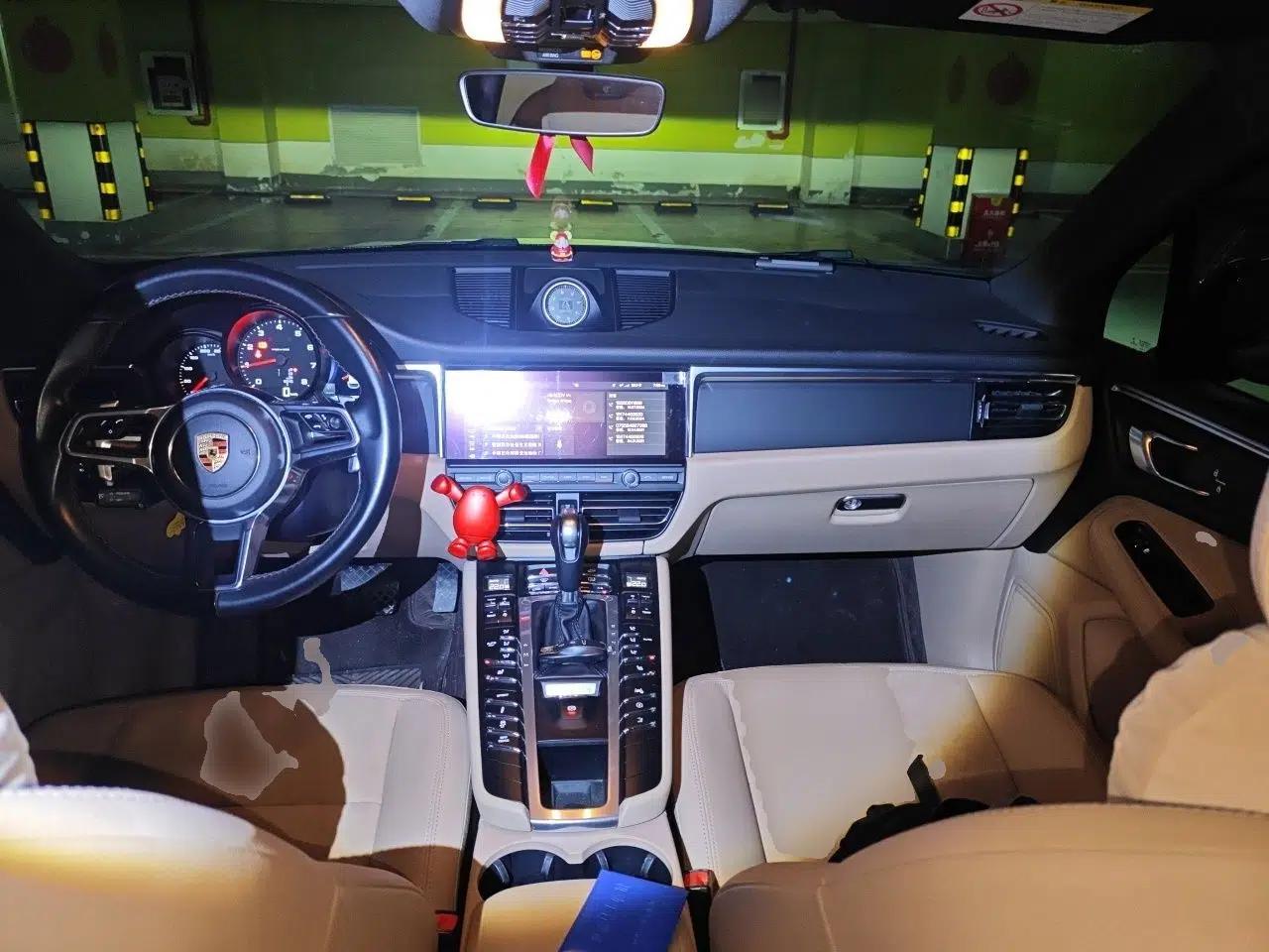 Porsche Macan 2018 Macan 2.0T — миниатюра 10