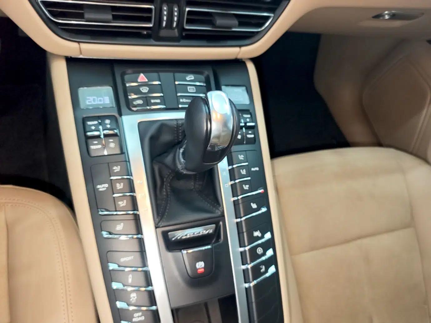 Porsche Macan 2018 Macan 2.0T — миниатюра 16