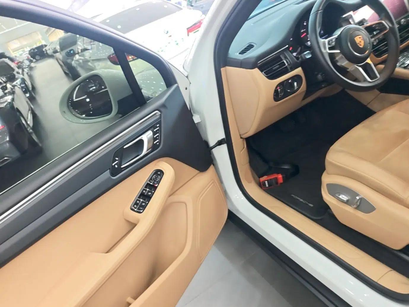 Porsche Macan 2018 Macan 2.0T — миниатюра 18