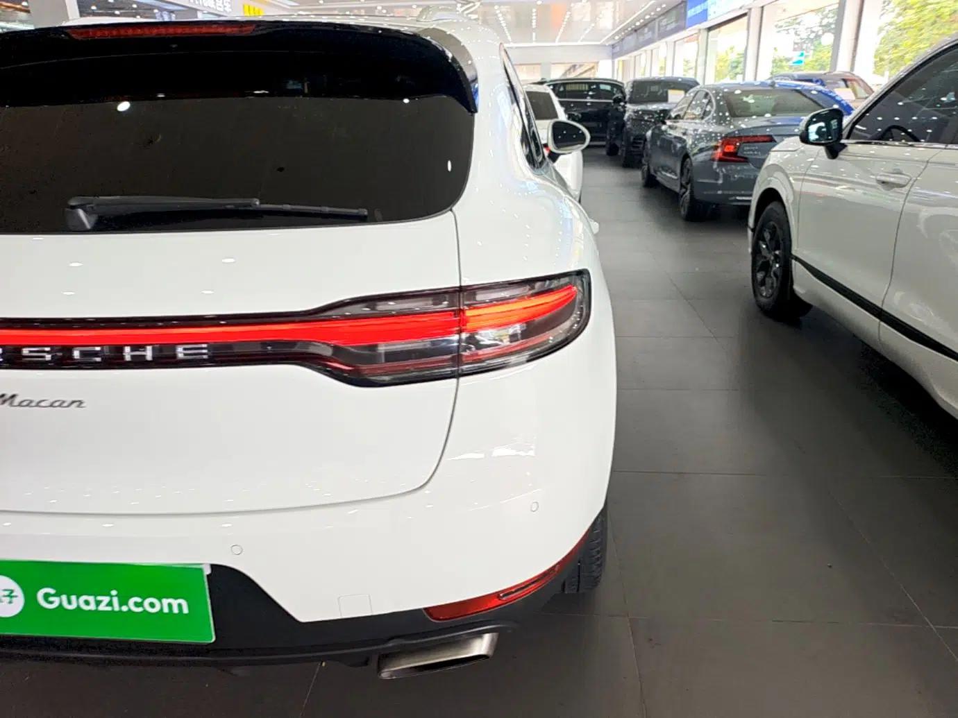 Porsche Macan 2018 Macan 2.0T — миниатюра 8
