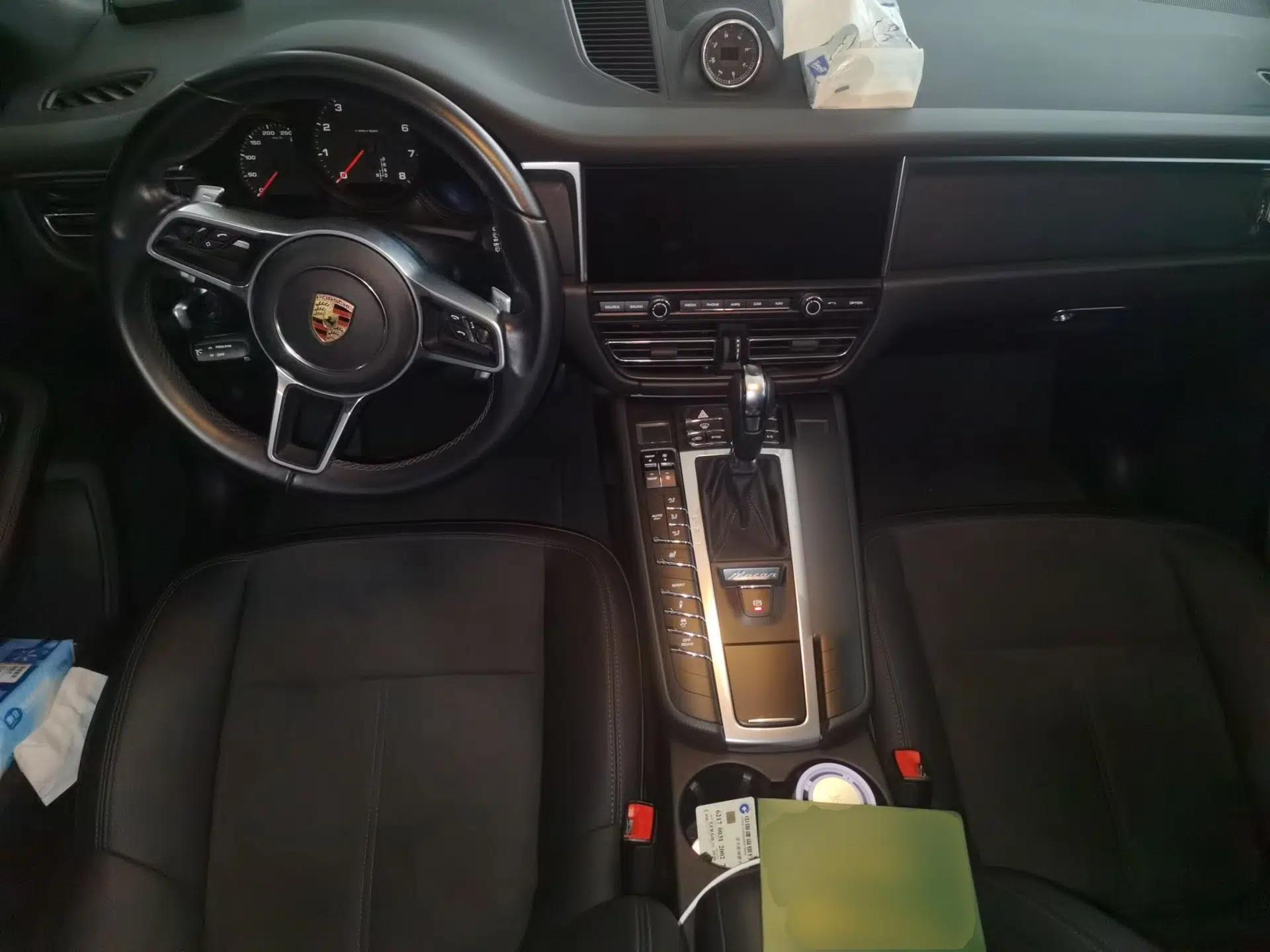 Porsche Macan 2021 Macan 2.0T — миниатюра 10