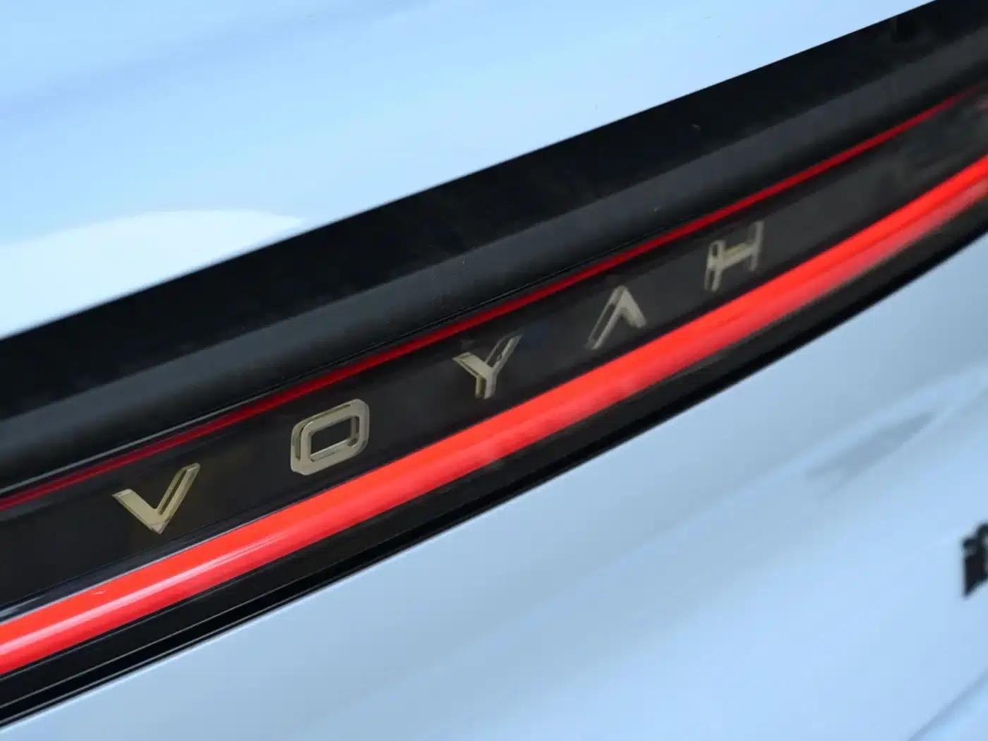 Voyah Chasing Light 2023 AWD Flagship Edition — миниатюра 20