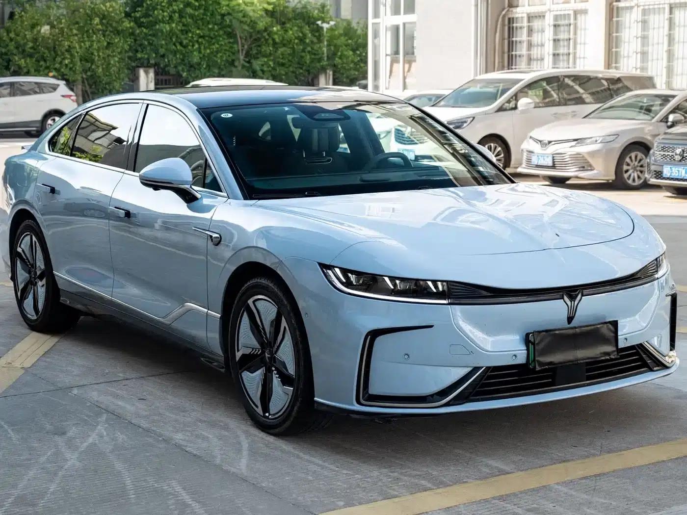 Voyah Chasing Light 2023 AWD Flagship Edition — миниатюра 3