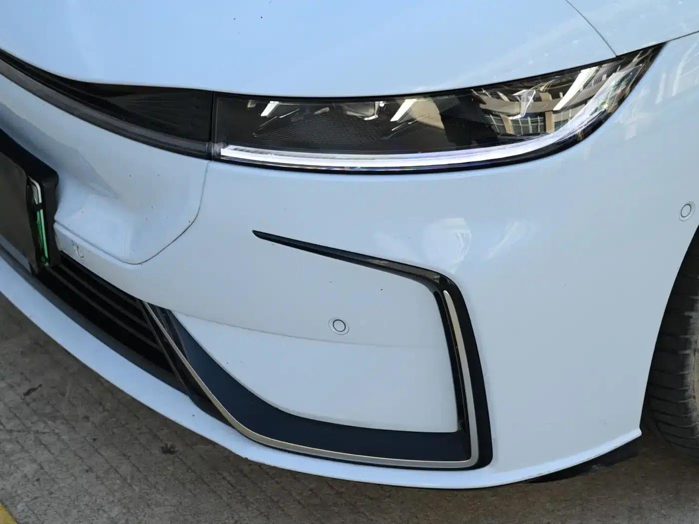 Voyah Chasing Light 2023 AWD Flagship Edition — миниатюра 21