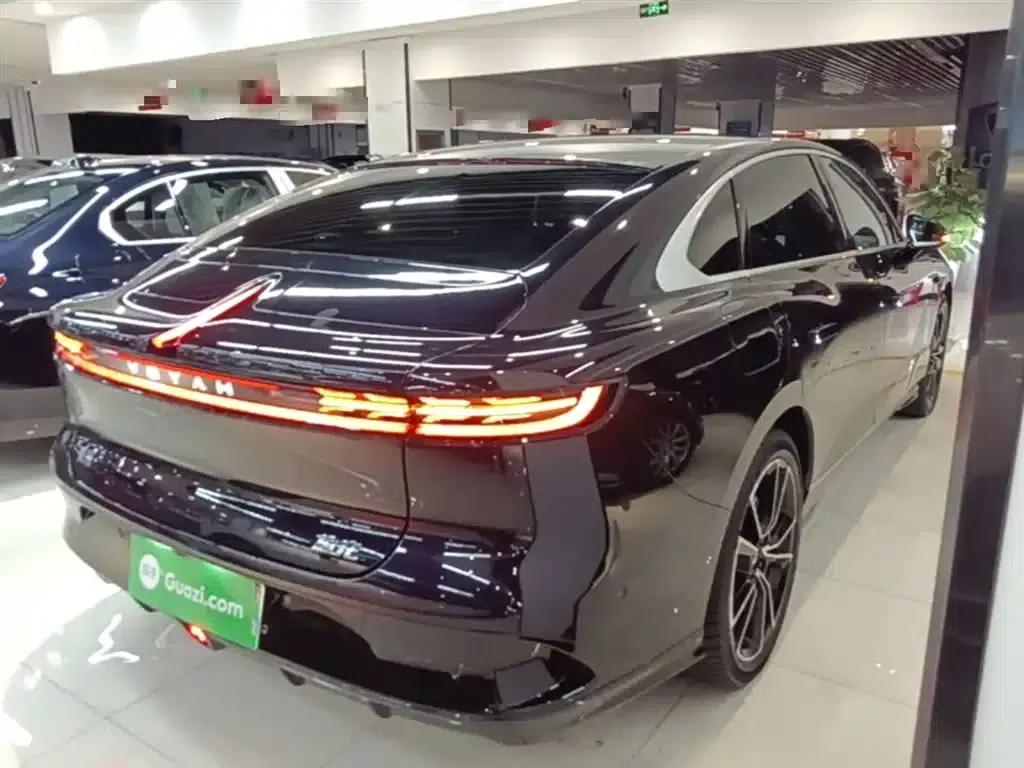 Voyah Chasing the Light 2024 PHEV AWD Long Range Flagship Edition — миниатюра 7