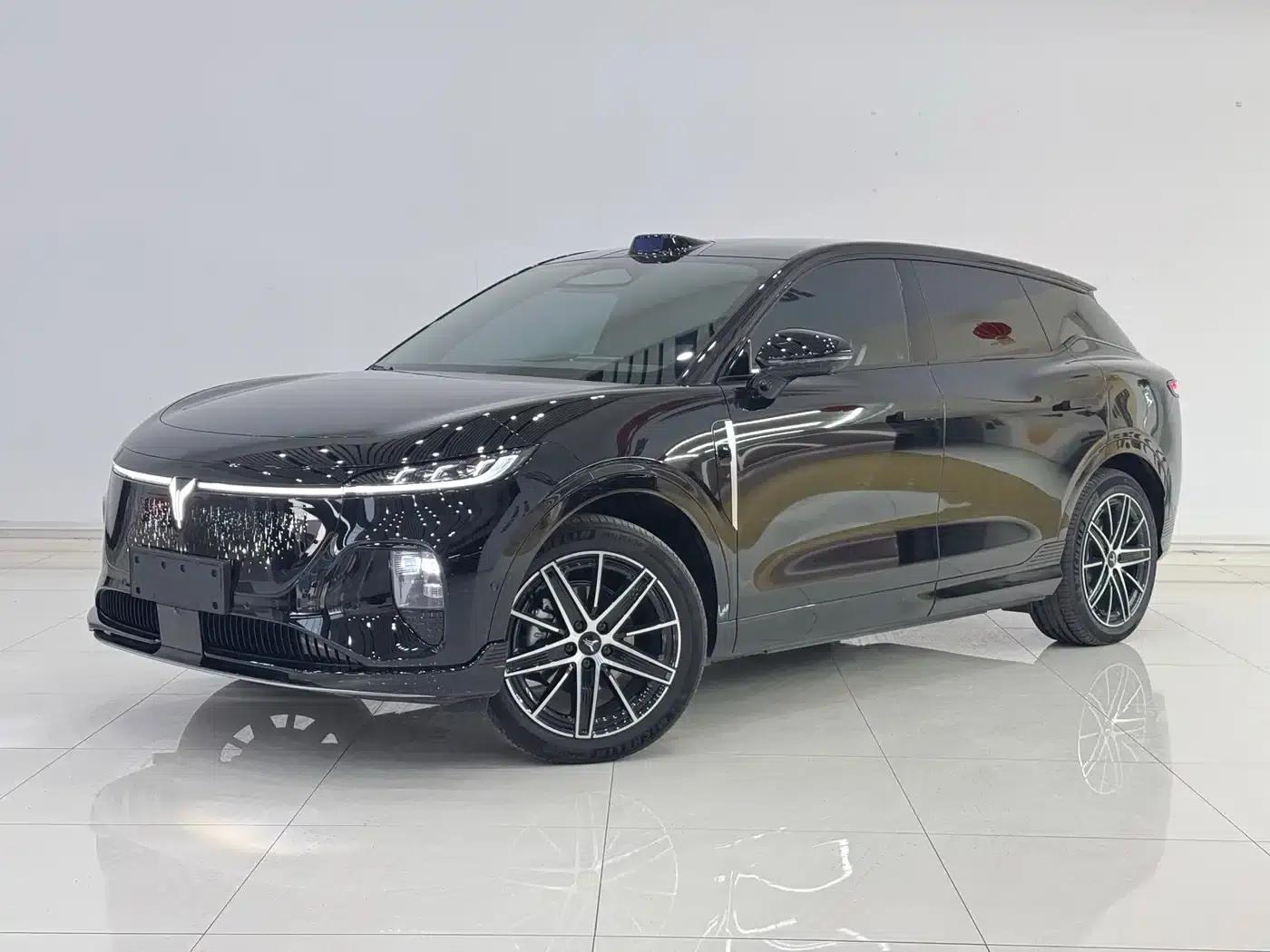 Voyah 2025 Four-Wheel Drive Qiankun Edition — миниатюра 1