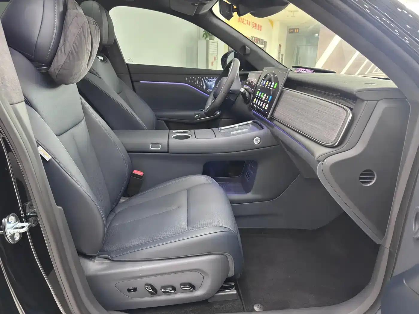 Voyah 2025 Four-Wheel Drive Qiankun Edition — миниатюра 5
