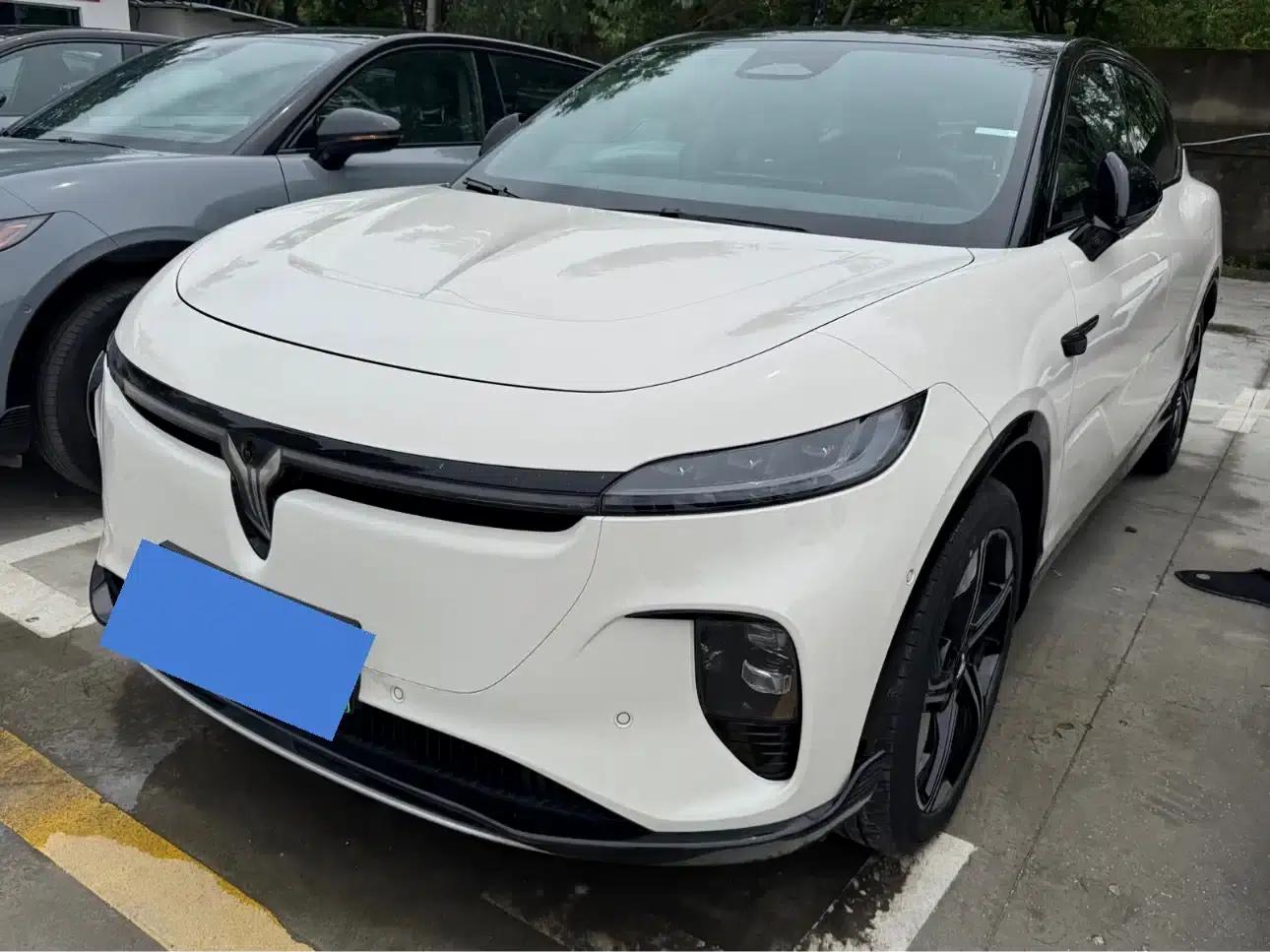 Voyah 2024 Long Range Supercharging Edition — миниатюра 1