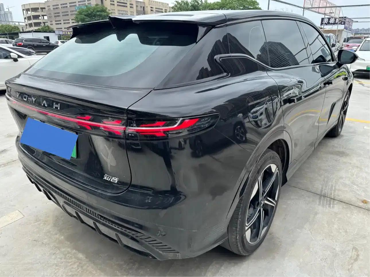 Voyah 2024 Long Range Supercharging Edition — миниатюра 10