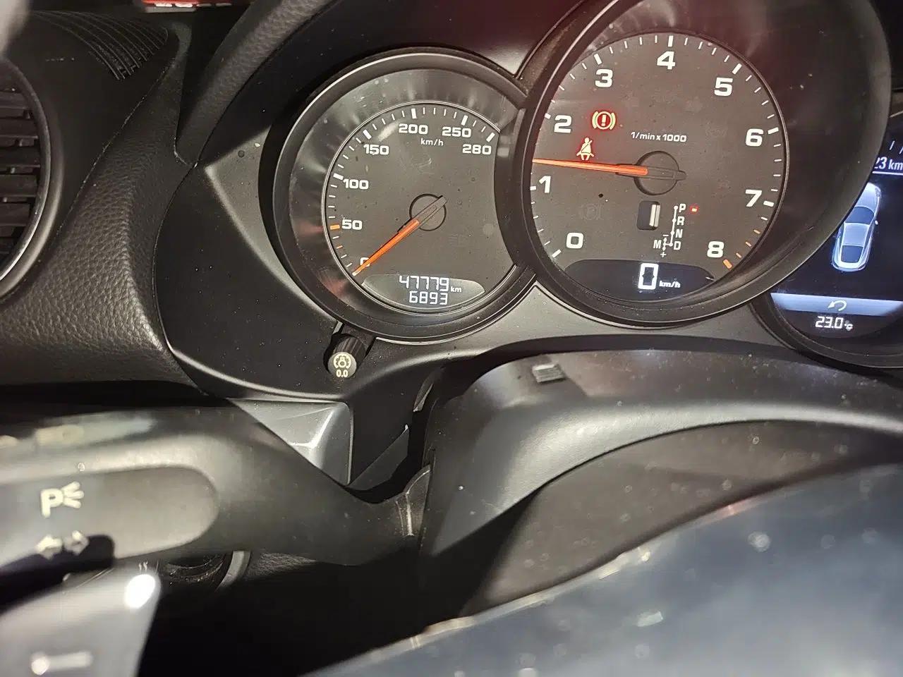 Porsche 718 2018 Cayman 2.0T — миниатюра 13
