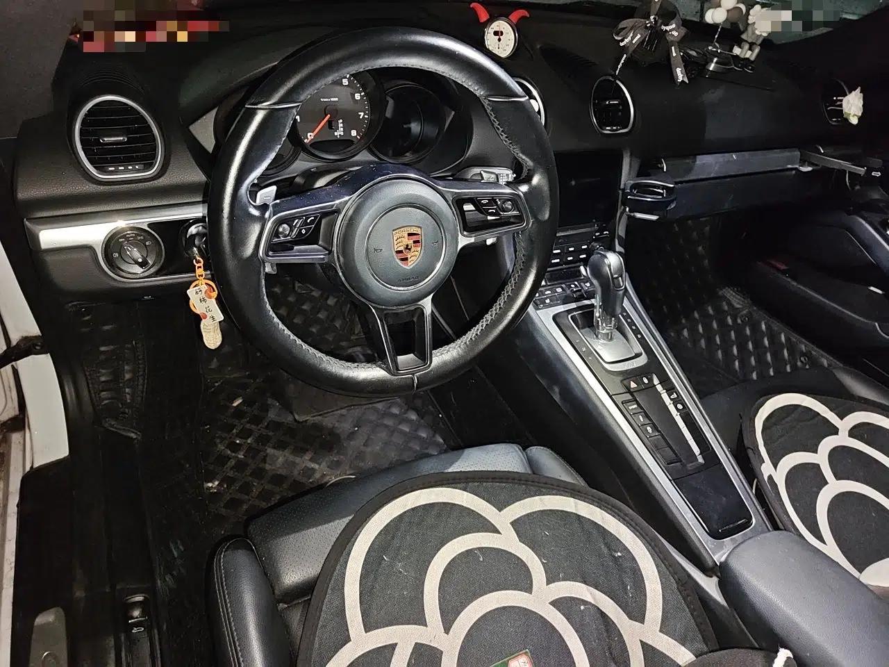 Porsche 718 2018 Cayman 2.0T — миниатюра 10