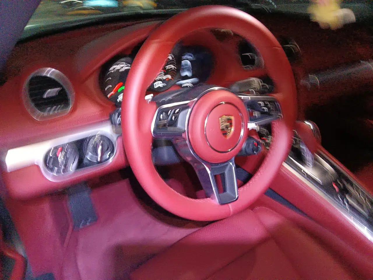 Porsche 718 2023 Boxster Style Edition 2.0T — миниатюра 11
