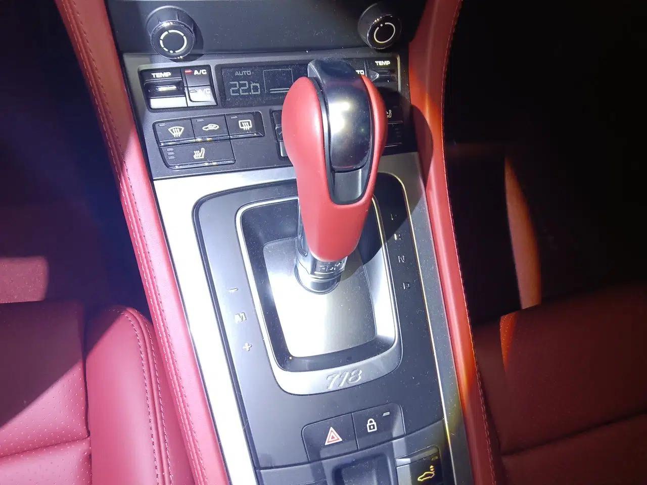 Porsche 718 2023 Boxster Style Edition 2.0T — миниатюра 15