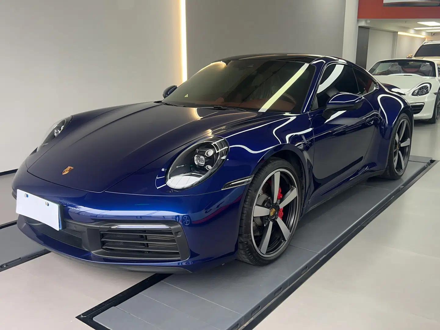 Porsche 911 2020 Carrera 3.0T — миниатюра 1