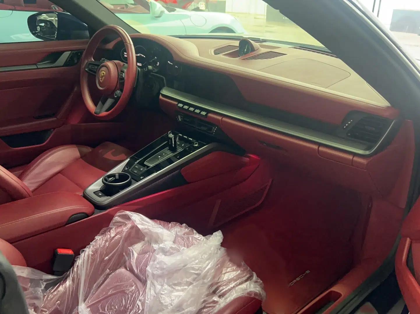 Porsche 911 2020 Carrera 3.0T — миниатюра 9