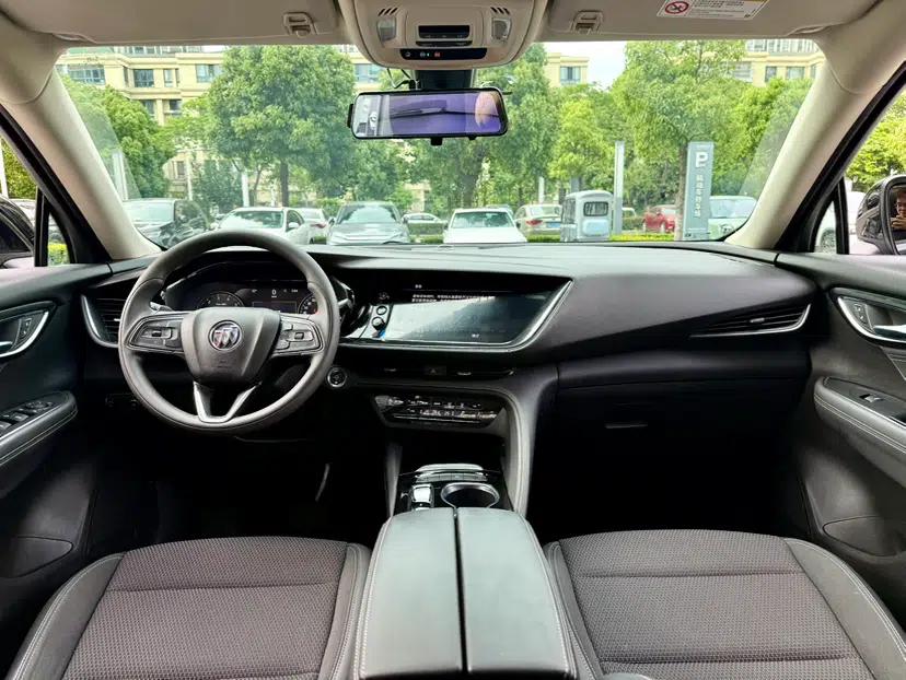 Buick Envision 2020 Onix S 652T Two-Wheel Drive Elite Model — миниатюра 25