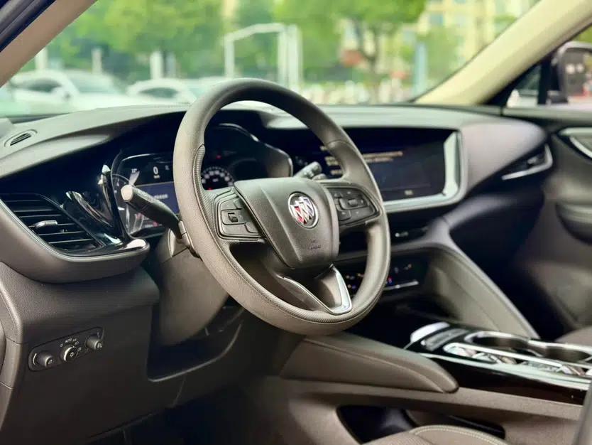Buick Envision 2020 Onix S 652T Two-Wheel Drive Elite Model — миниатюра 26