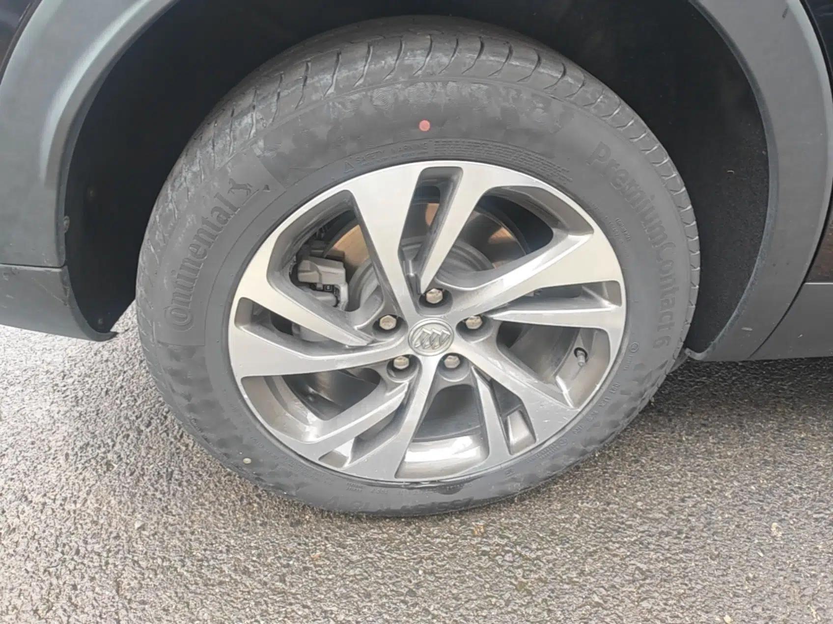 Buick Envision 2020 Onix S 652T Two-Wheel Drive Elite Model — миниатюра 5