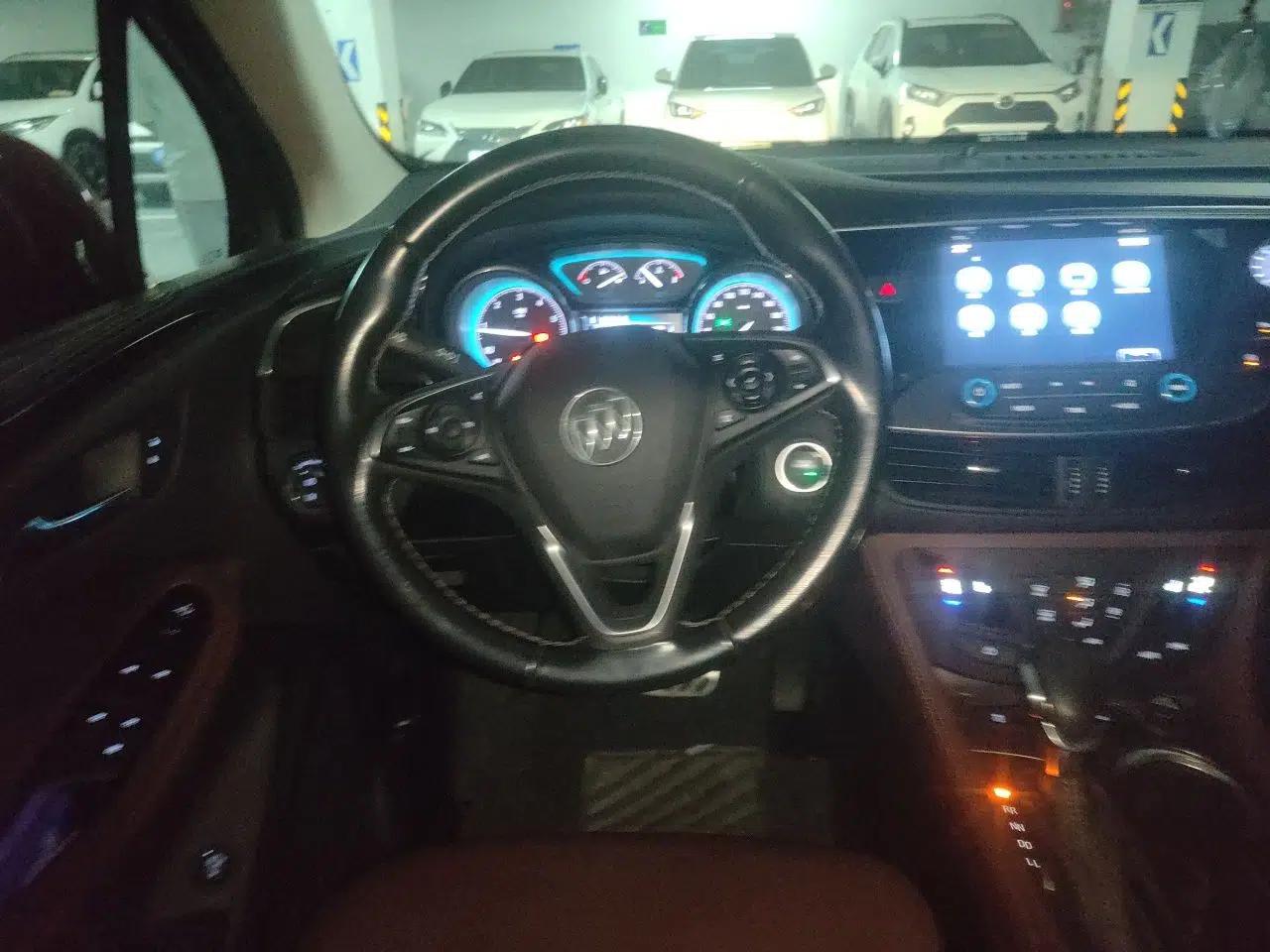 Buick Envision 2017 28T Four-Wheel Drive Elite Model — миниатюра 11