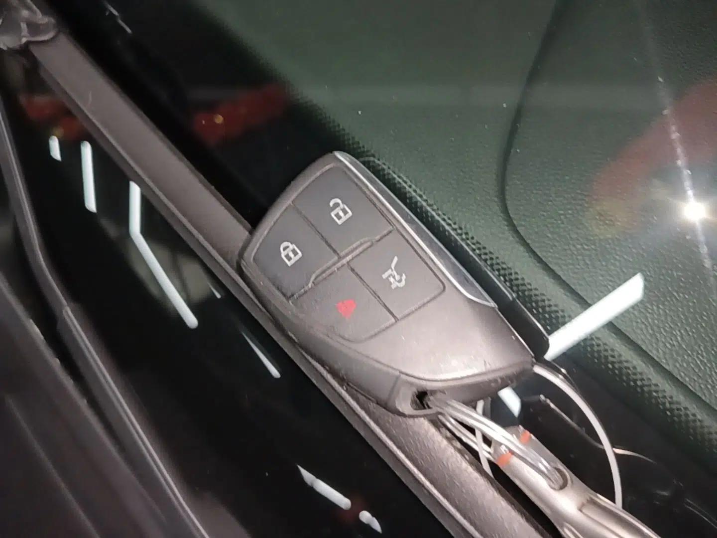 Buick Envision 2021 Encore Plus 652T Five-Seat Luxury Model — миниатюра 12
