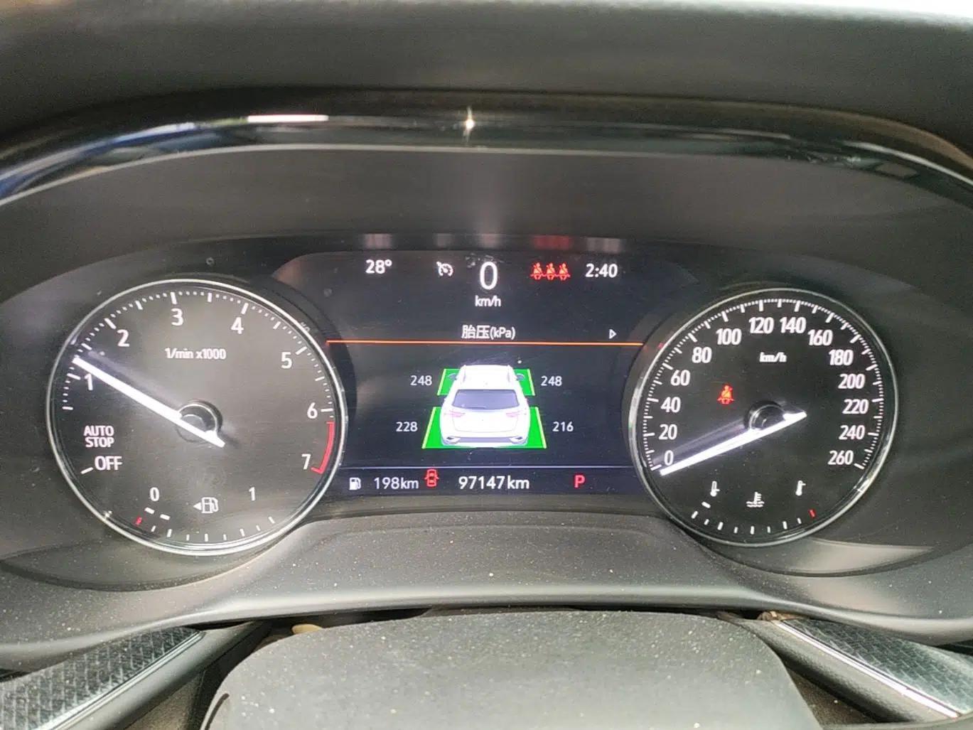 Buick Envision 2021 Encore Plus 652T Five-Seat Luxury Model — миниатюра 15