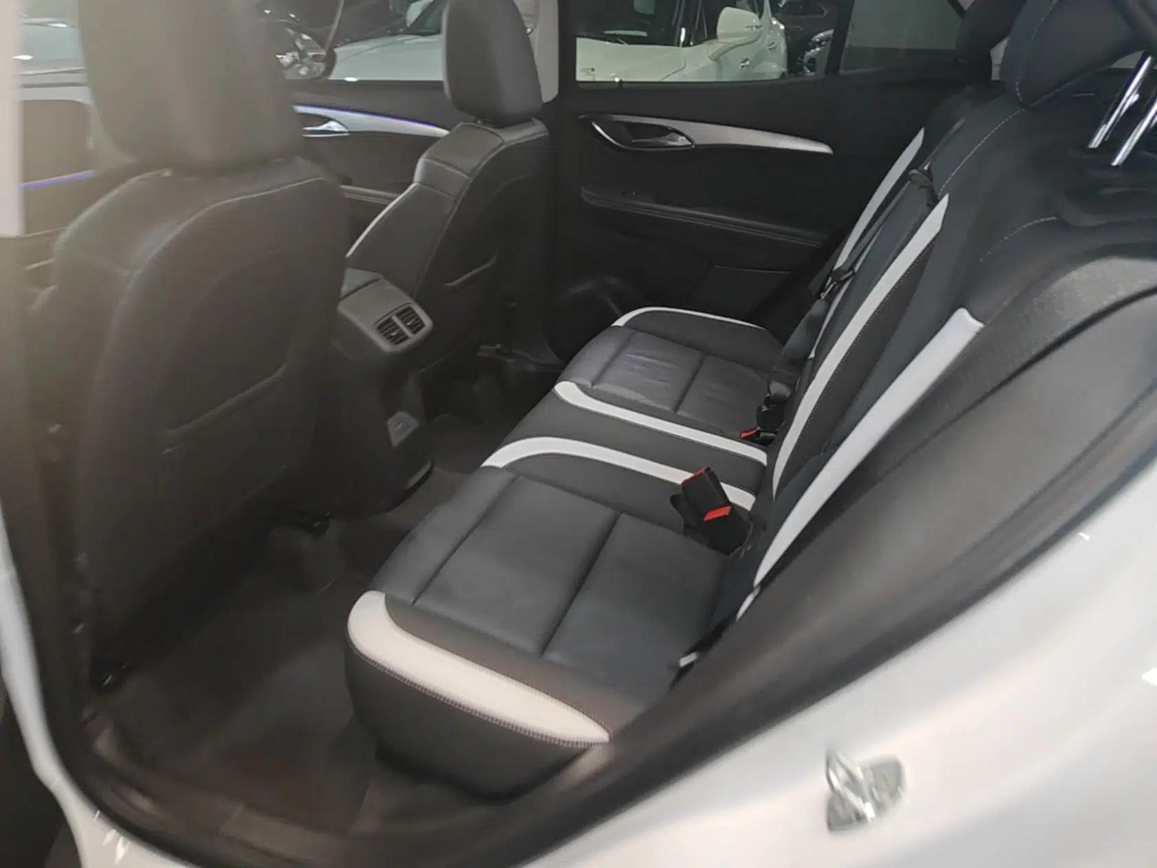 Buick Envision 2024 Encore S 25T Ignite Black Style Edition — миниатюра 19
