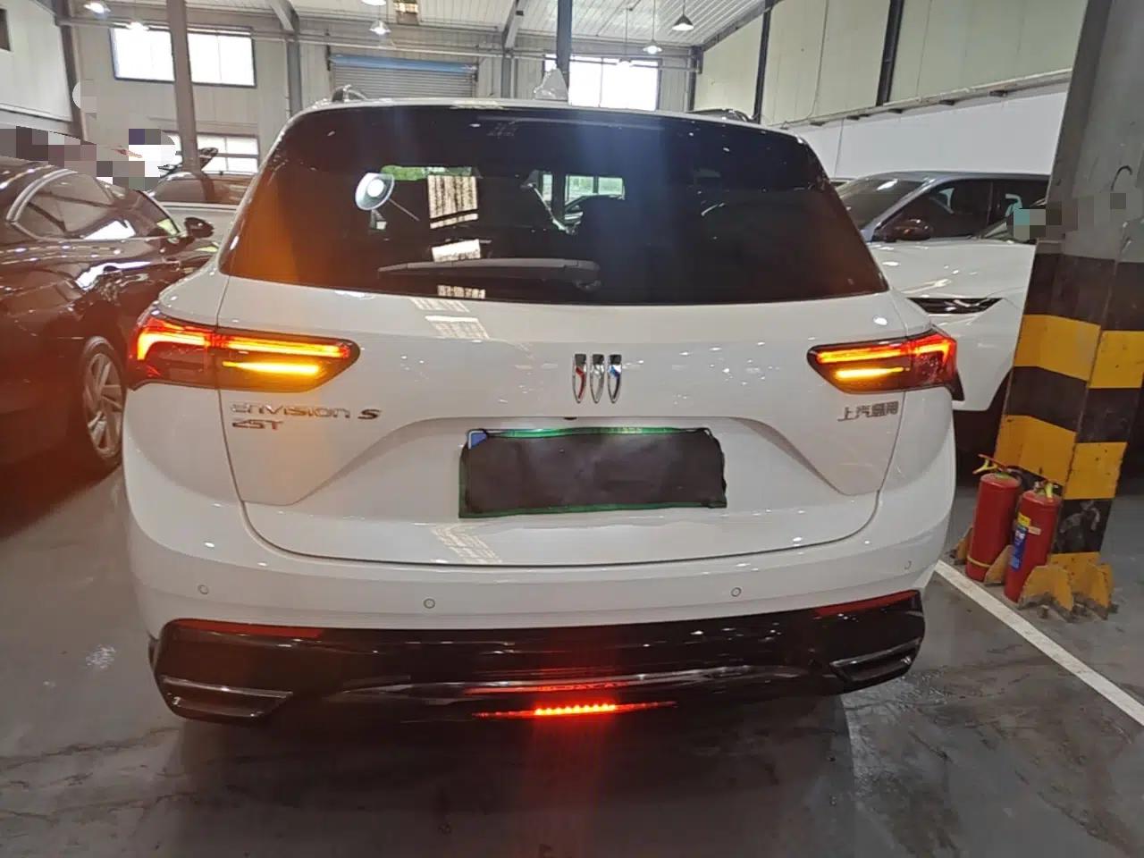 Buick Envision 2024 Encore S 25T Ignite Black Style Edition — миниатюра 3
