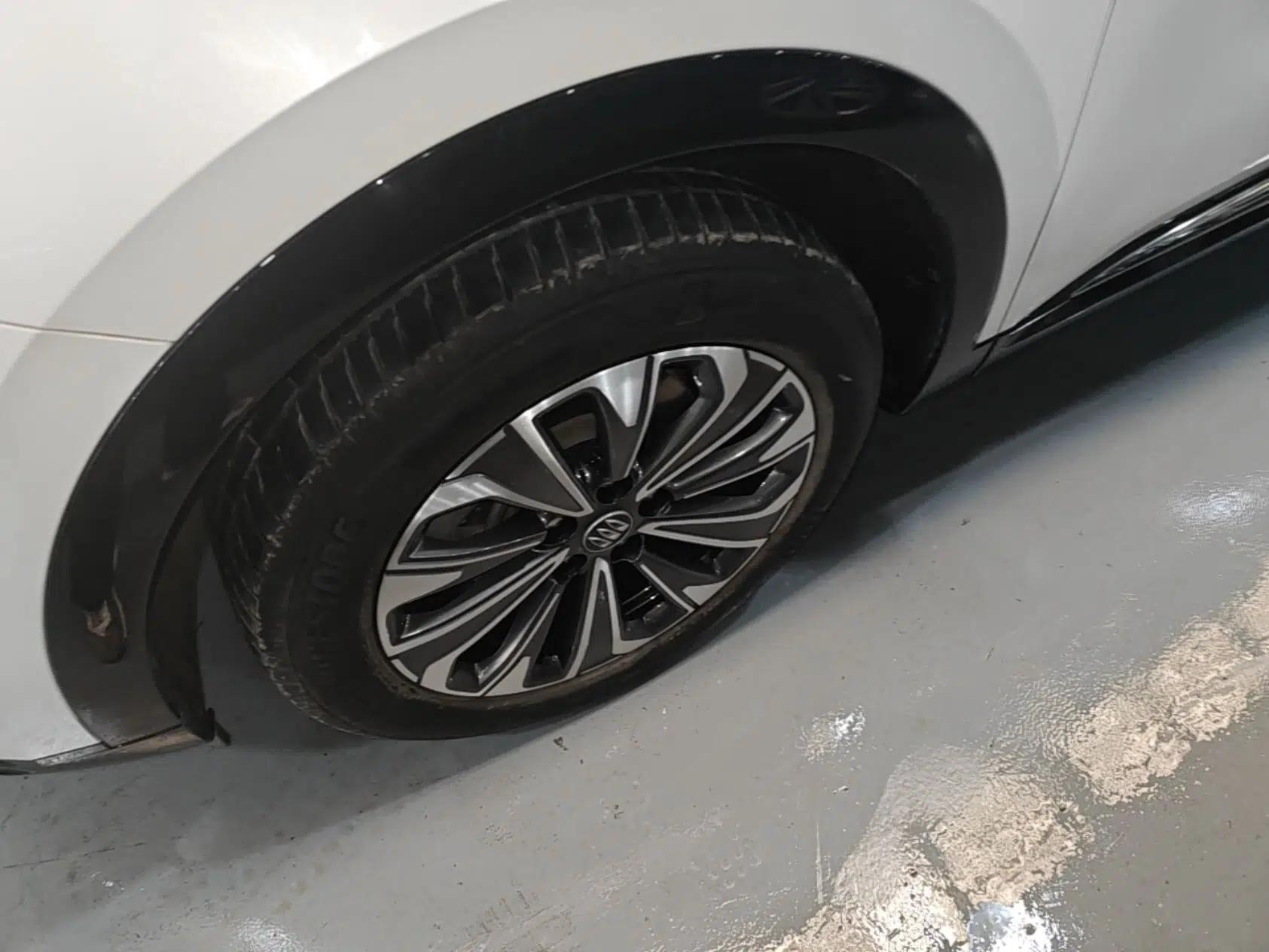 Buick Envision 2024 Encore S 25T Ignite Black Style Edition — миниатюра 9